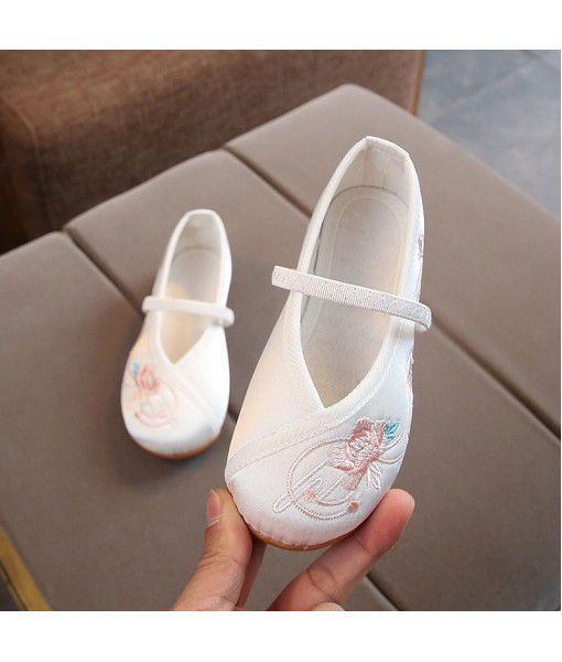 Handmade girls' embroidered shoes in Hanfu children's old Beijing cloth shoes national style students perform shoes dance shoes
