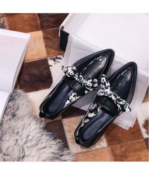 Spring 2020 new style small CK women's shoes all kinds of low heels women's panda bow pointed flat sole Lefu shoes women
