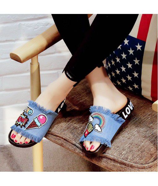 European and American denim slippers cartoon embroidery pasted fabric fringe flat heel non slip shoes open toe slippers female summer