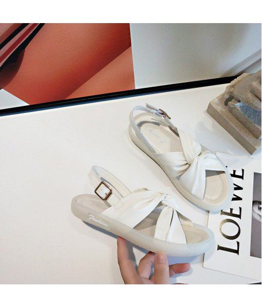 Casual flat bottomed women's Sandals: a new generation of girl's shoes in 2020 summer
