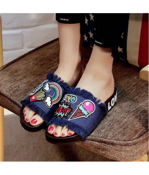 European and American denim slippers cartoon embroidery pasted fabric fringe flat heel non slip shoes open toe slippers female summer