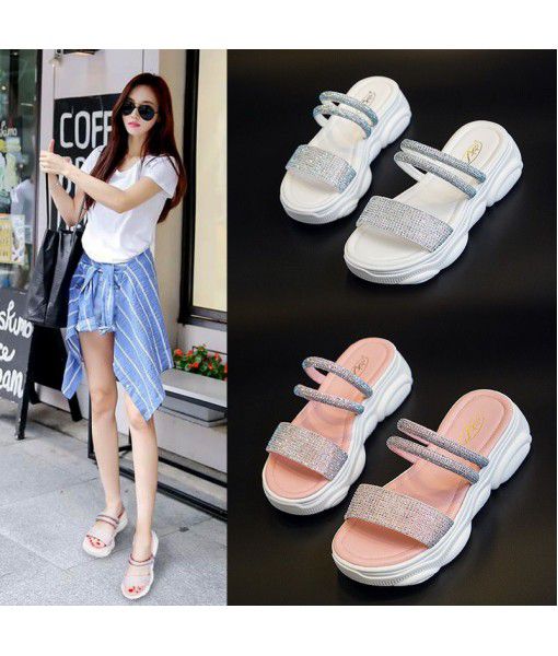 Net red two wear sandals fairy wind 2020 summer new slippers students all wear thick bottom beach shoes sandals