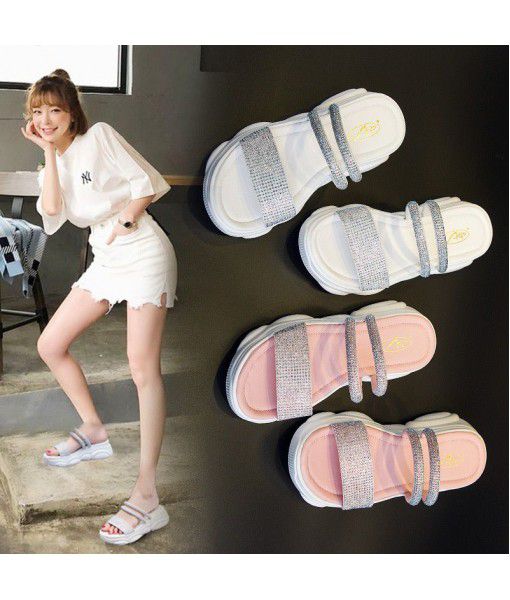 Net red two wear sandals fairy wind 2020 summer new slippers students all wear thick bottom beach shoes sandals