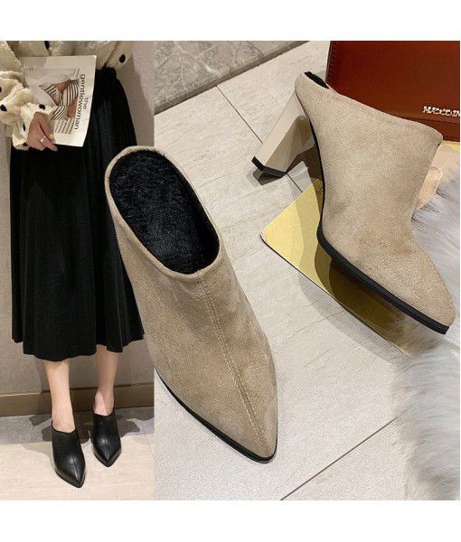 2019 new European station all-around Baotou thick heel slippers women's high heel sandals half pull plush fitting room