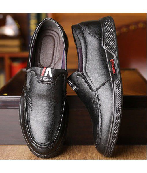Spring and autumn new men's shoes leather one foot casual shoes round head set foot antiskid dad shoes soft leather shoes for men