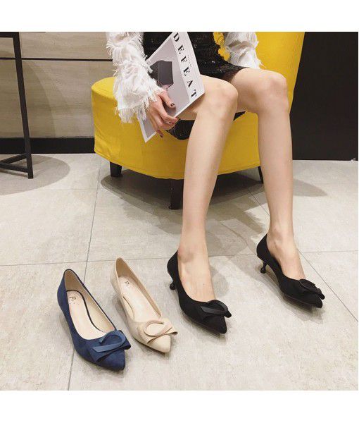 A45-5 high heels women's 2020 spring new fashion black light mouth pointed thin heel middle heel commuter buckle single shoe