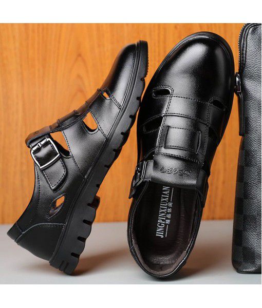 (recruitment agent of wechat business) live broadcast of new fashionable men's leather hollow and breathable leather shoes, Velcro and hole shoes