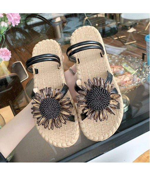 Bohemian slippers women's summer 2020 wear flat bottom flip flops flower sandals two wear non slip beach shoes