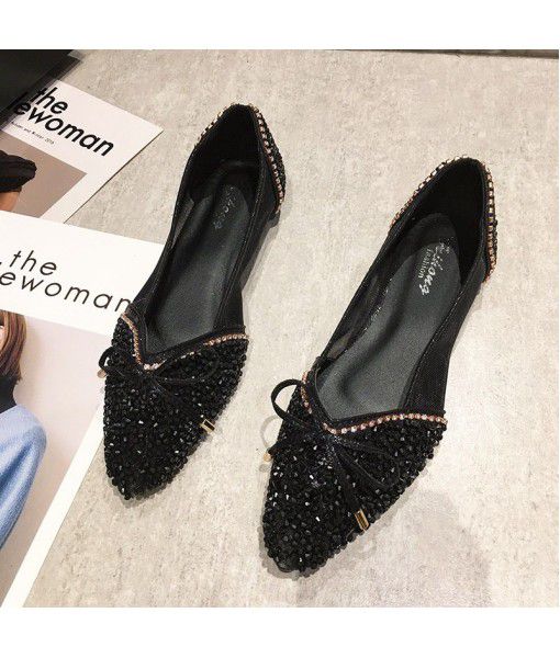 Net red single shoes women 2020 new Korean water drill point shallow mouth bow casual flat shoes social Doudou shoes