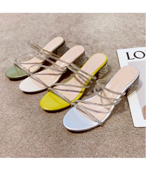 Slippers for women 2020 summer new Rhinestone sequins shallow sandals for all kinds of comfort