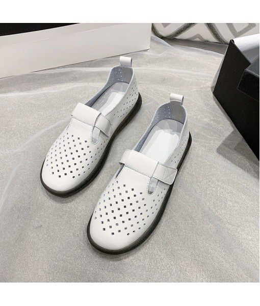 Summer casual mother shoes 2020 new soft sole soft surface hollow light leather single shoes a hair substitute women's shoes