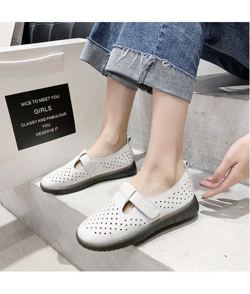 Summer casual mother shoes 2020 new soft sole soft surface hollow light leather single shoes a hair substitute women's shoes