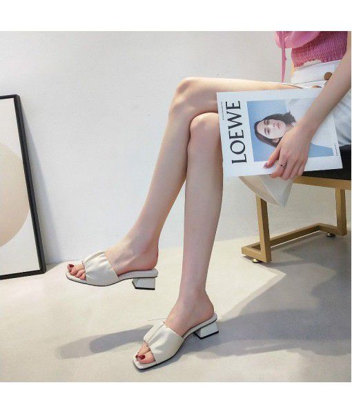 Summer sandals women 2020 new fashion wear casual all-around square heel drag shoes manufacturers wholesale