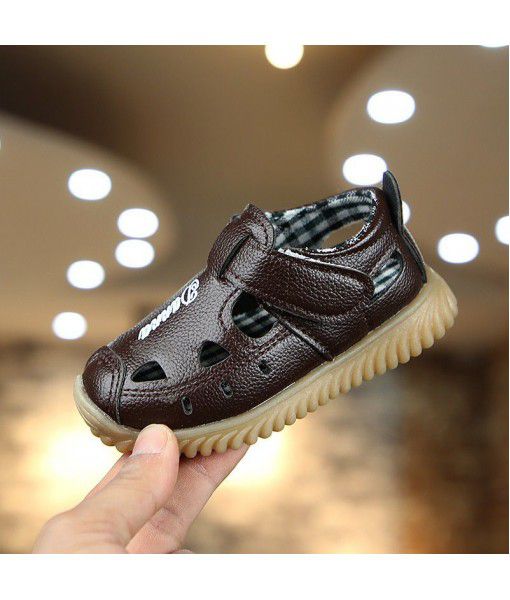 Boys' Baotou sandals 2019 summer new Korean children's solid color all-around beach shoes baby casual sandals trend