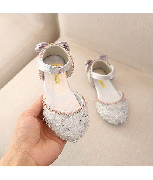 2020 spring Korean version of princess shoes, middle school students perform dance shoes, girls' Baotou fashion bright diamond half sandals
