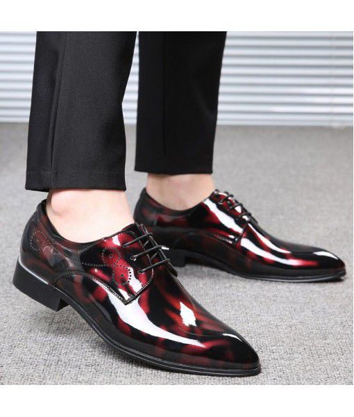2020 new large men's business dress leather shoes pointy men's shoes lace up leisure British shiny shoes