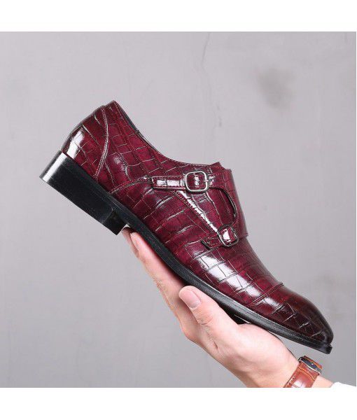 New oversized leather shoes for men in spring and autumn of 2020