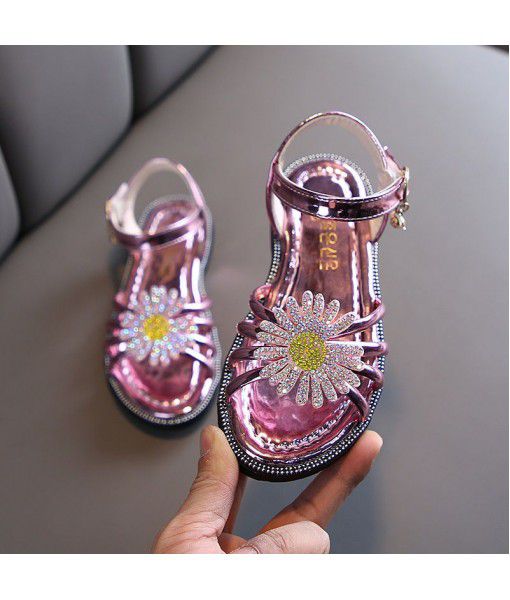 2020 summer new Korean children's shoes fashion Little Daisy Princess sandals little middle school girl Roman shoes children's sandals