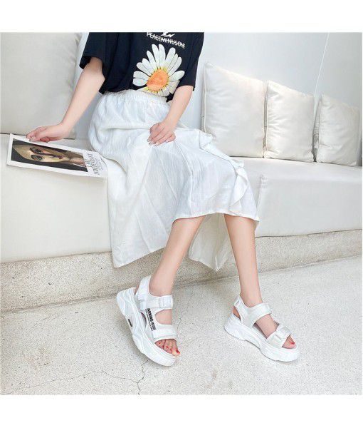 Leather beach sandals women's 2020 summer new fashionable casual ins fashion buckle thick bottom daddy shoes