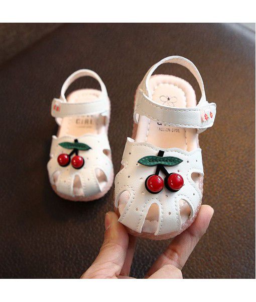 A pair of girls' Baotou sandals, new summer girls' princess shoes, little girls' walking shoes, lovely baby shoes